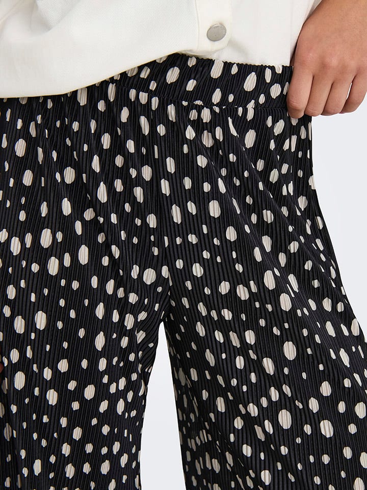 JDY Hose in Schwarz günstig kaufen