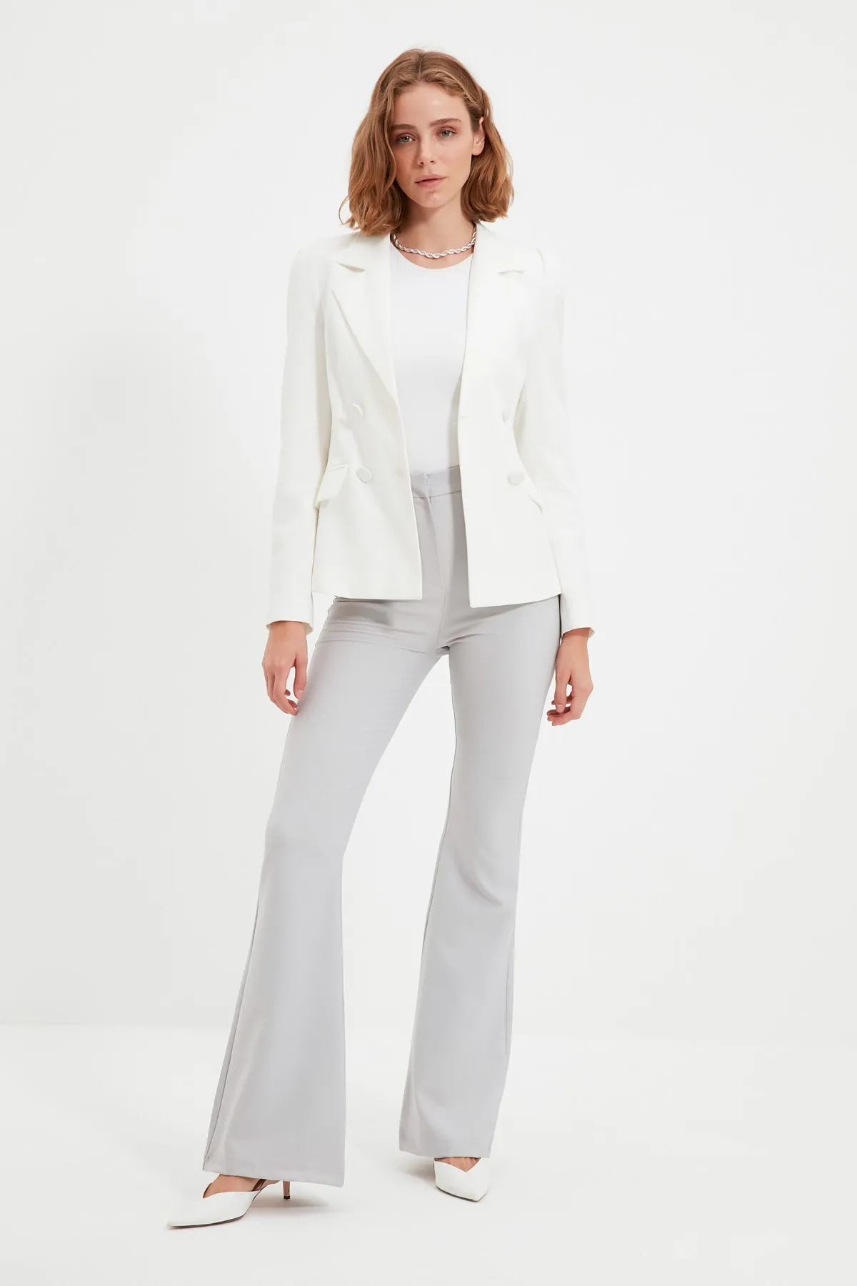 Trendyol Collection  Graue Schlaghose aus Webstoff TOFAW19BB0581