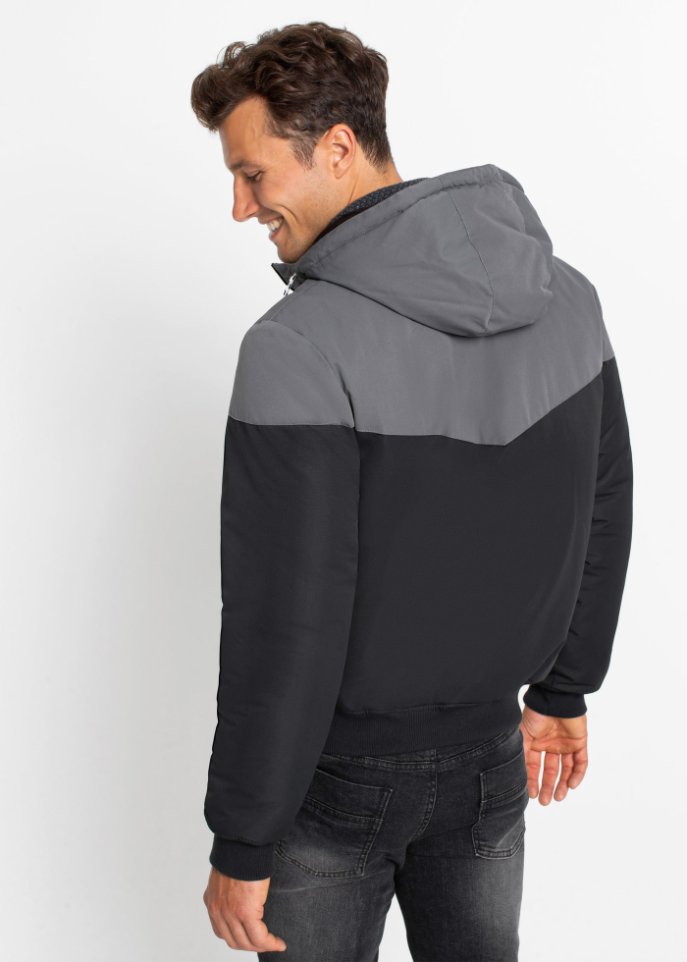 Winterjacke mit Kapuze