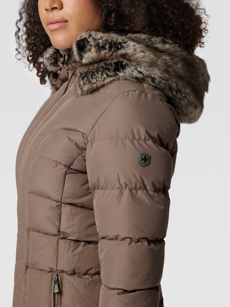 Funktionsjacke mit abnehmbarer Kapuze Modell 'Belvitesse Medium' in sand