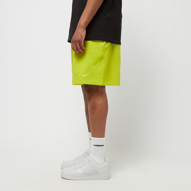 NIKE Solo Swoosh French Terry Short bright cactus/white