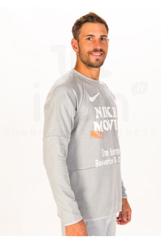 Nike Moving M