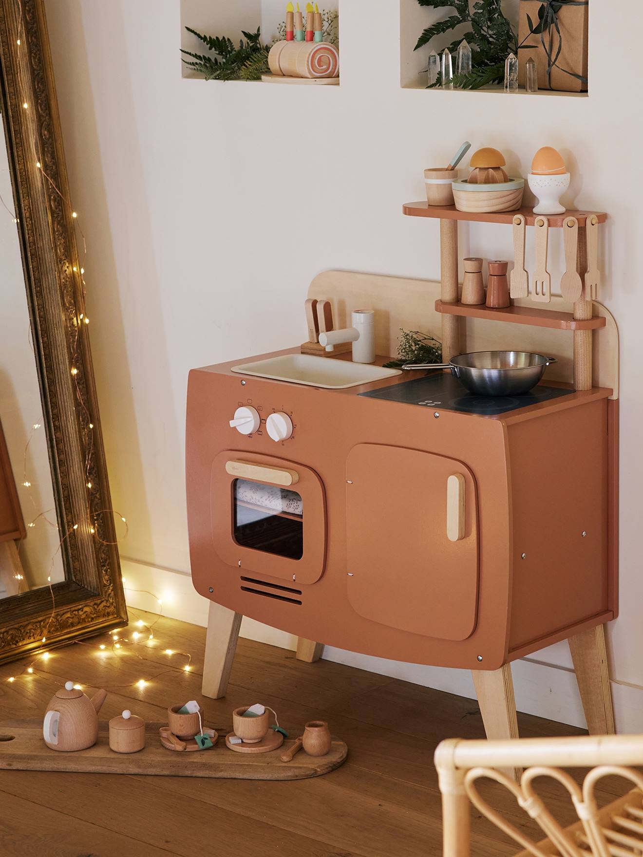 Vertbaudet Retro-Spielküche, Küche aus Holz FSC - karamell
