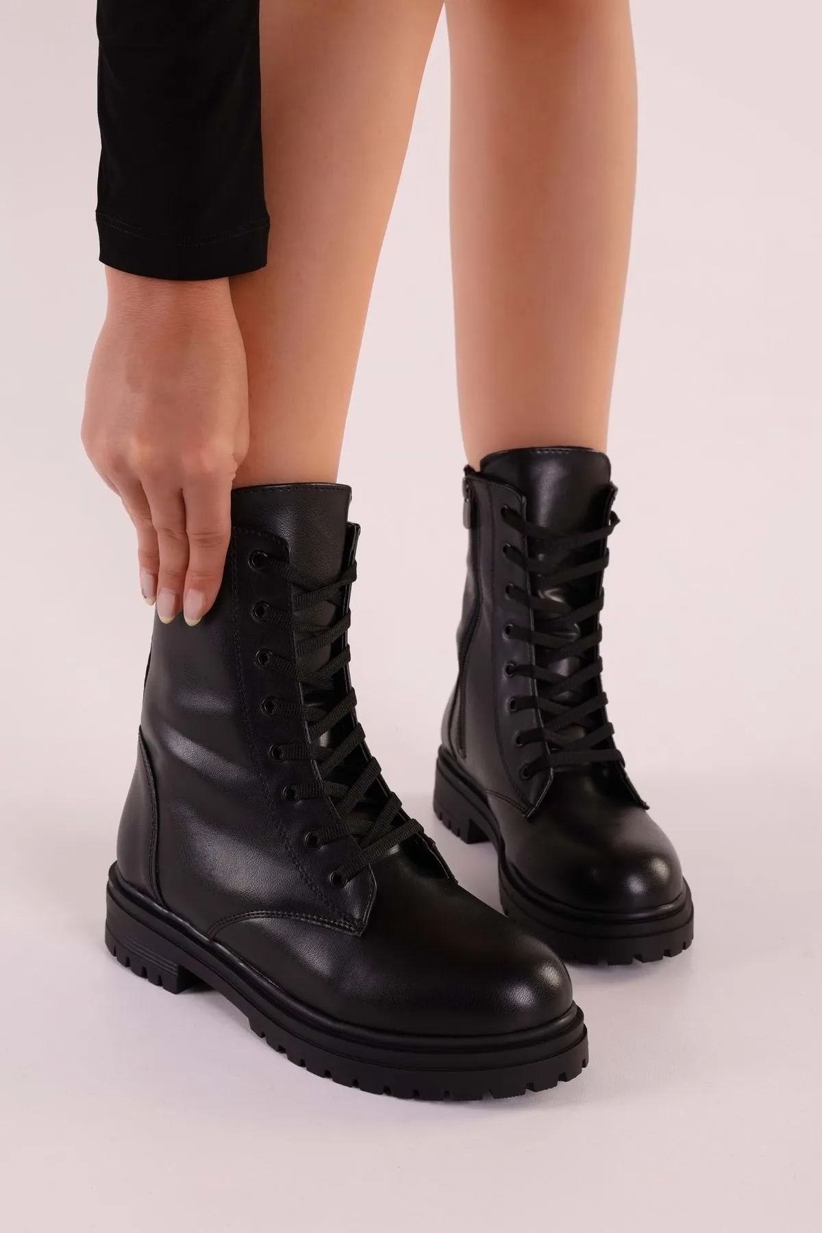 Shoeberry  Aleah Black Skin Damenstiefel Black Skin