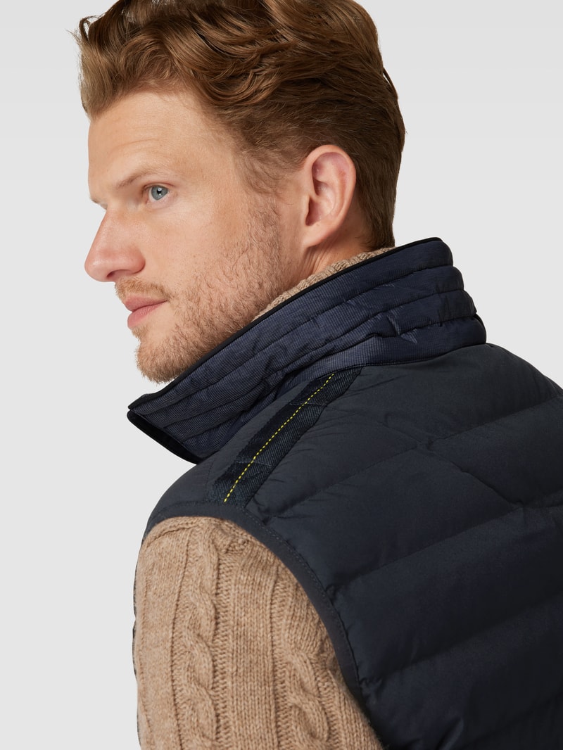 Steppweste mit Label-Detail in marineblau