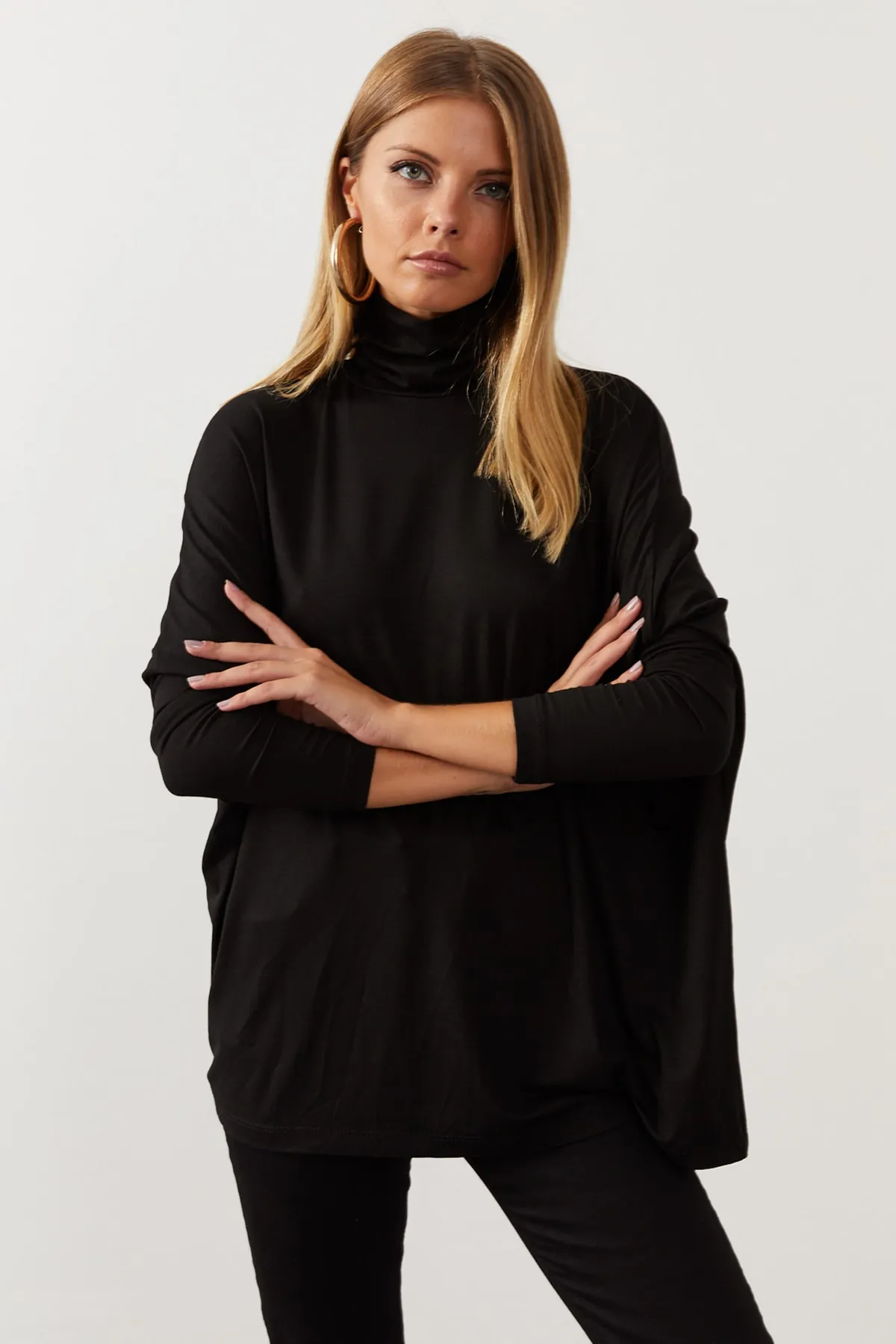 Cool & Sexy  Schwarze Rollkragenbluse mit Fledermausärmeln für Damen EY1049