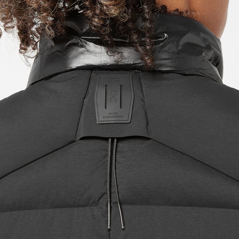 ON Challenger Vest Black