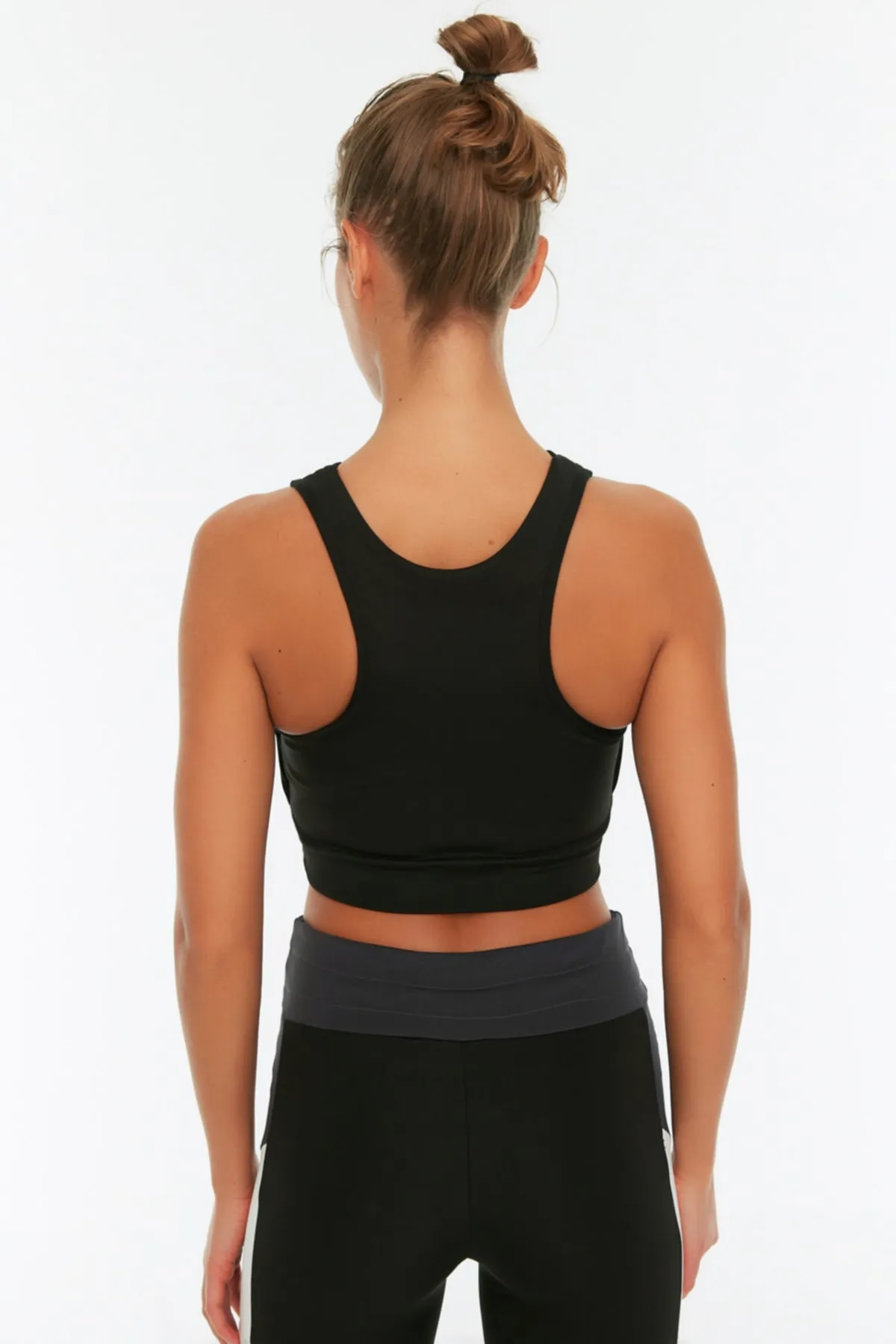 Trendyol Collection  Schwarzer, unterstützter/formender Neckholder-Strick-Sport-BH TWOSS22SS0042