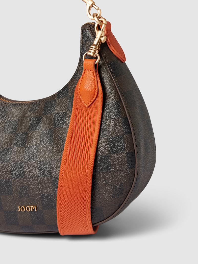 Pochette mit Label-Detail in orange