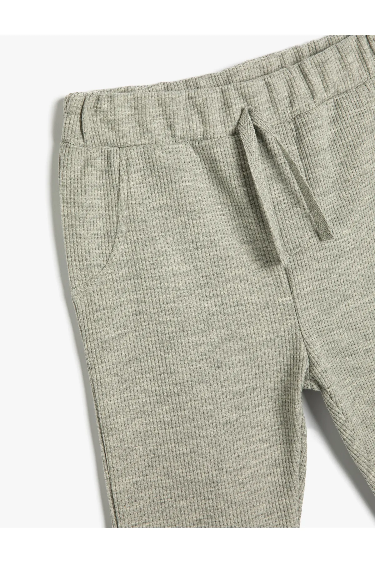 Koton  Basic-Jogginghose aus strukturierter Baumwolle mit Bindegürtel