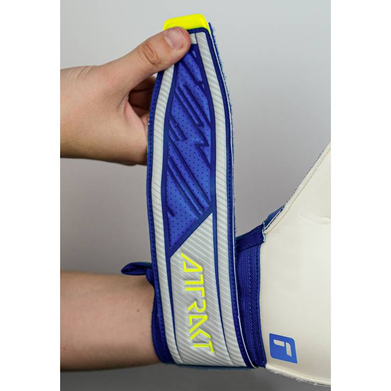 Reusch Attrakt Solid Torwarthandschuhe