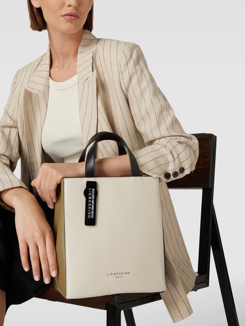 Tote Bag mit Label-Applikation Modell 'Paper' in offwhite