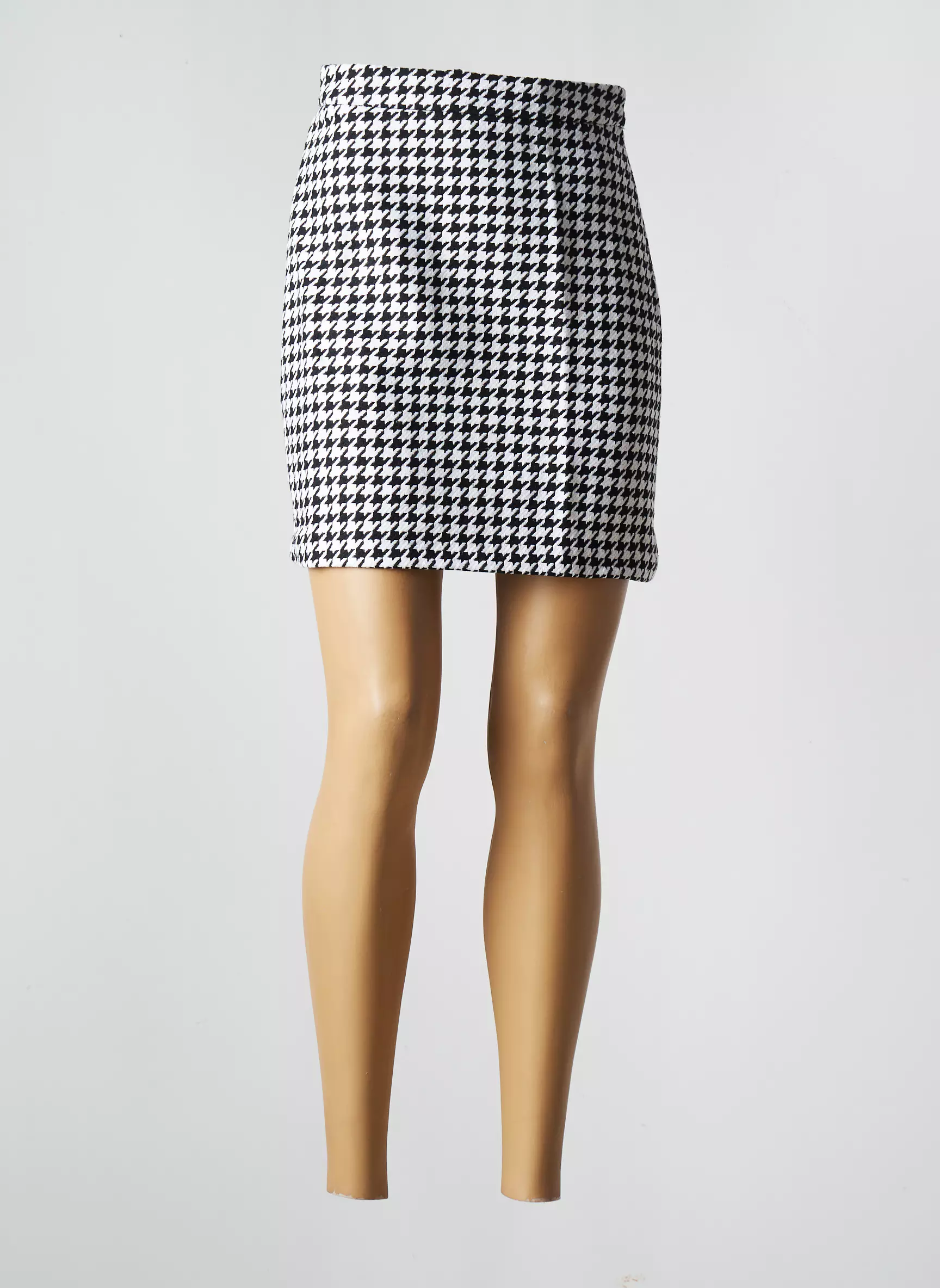Na Kd Jupes Courtes Femme couleur noir