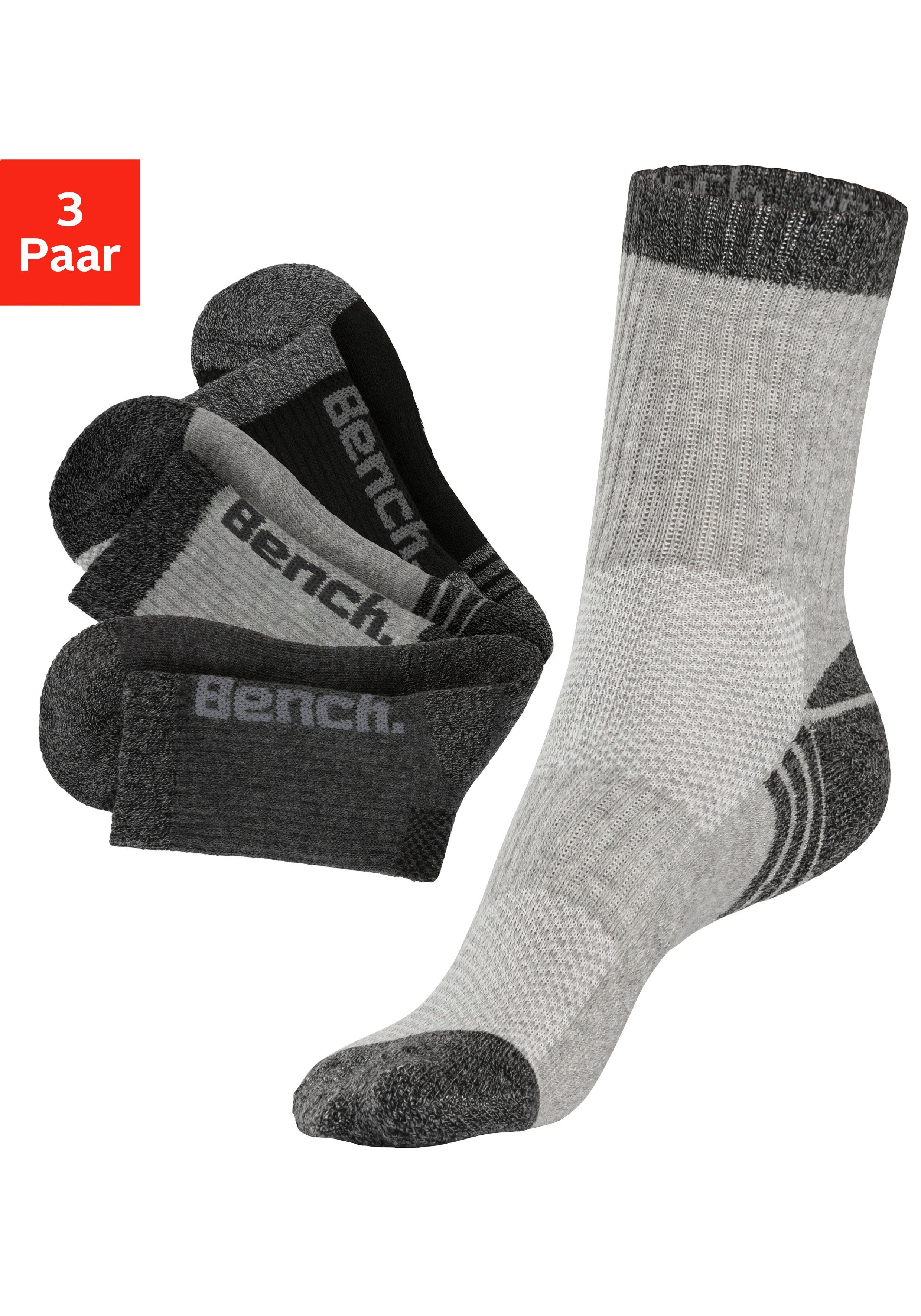 Bench. Tennissocken (3-Paar) mit Pikeestruktur und Mittelfußgummi