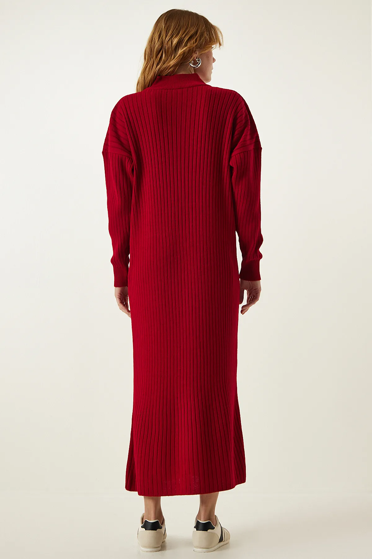 Happiness İstanbul  Rotes, geripptes Oversize-Strickkleid für Damen DD01251