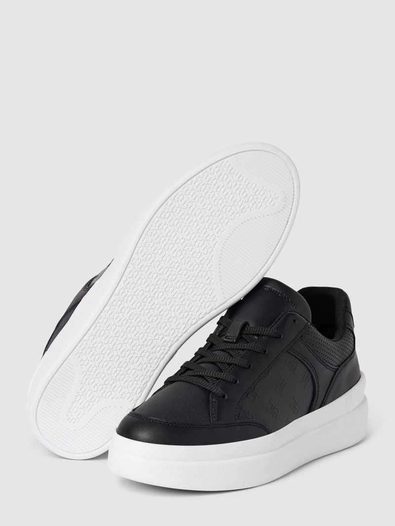 Plateau-Sneaker aus Leder mit Label-Details Modell 'EMBOSSED' in schwarz