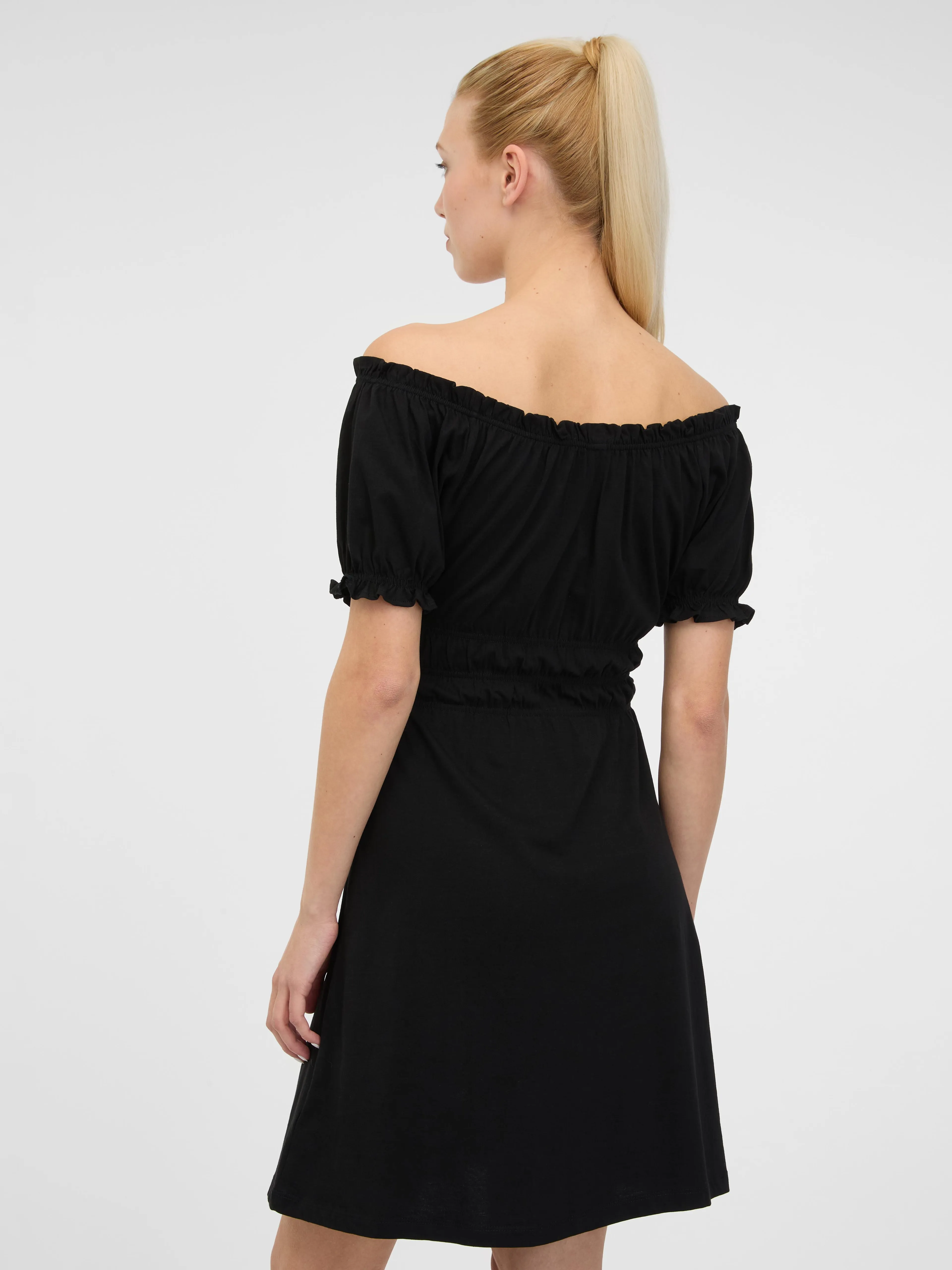 Schwarzes knielanges Damenkleid ORSAY