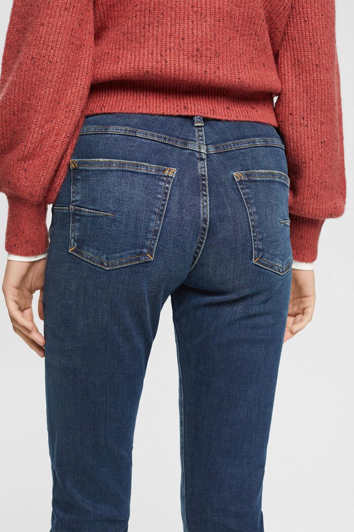 Jeans mit geradem Bein und mittlerer Bundhöhe