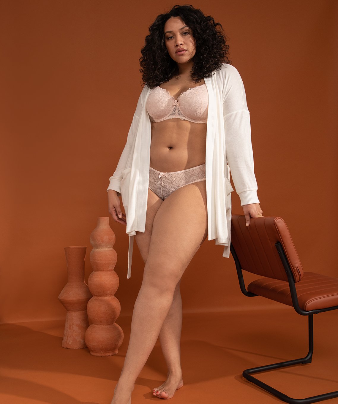 Veste d'intérieur femme grande taille en maille douce avec ... | GEMO