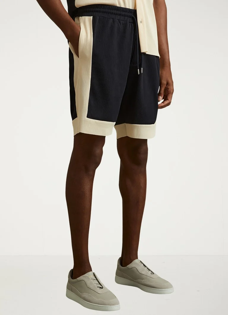Reiss Pico scurt coupe droit