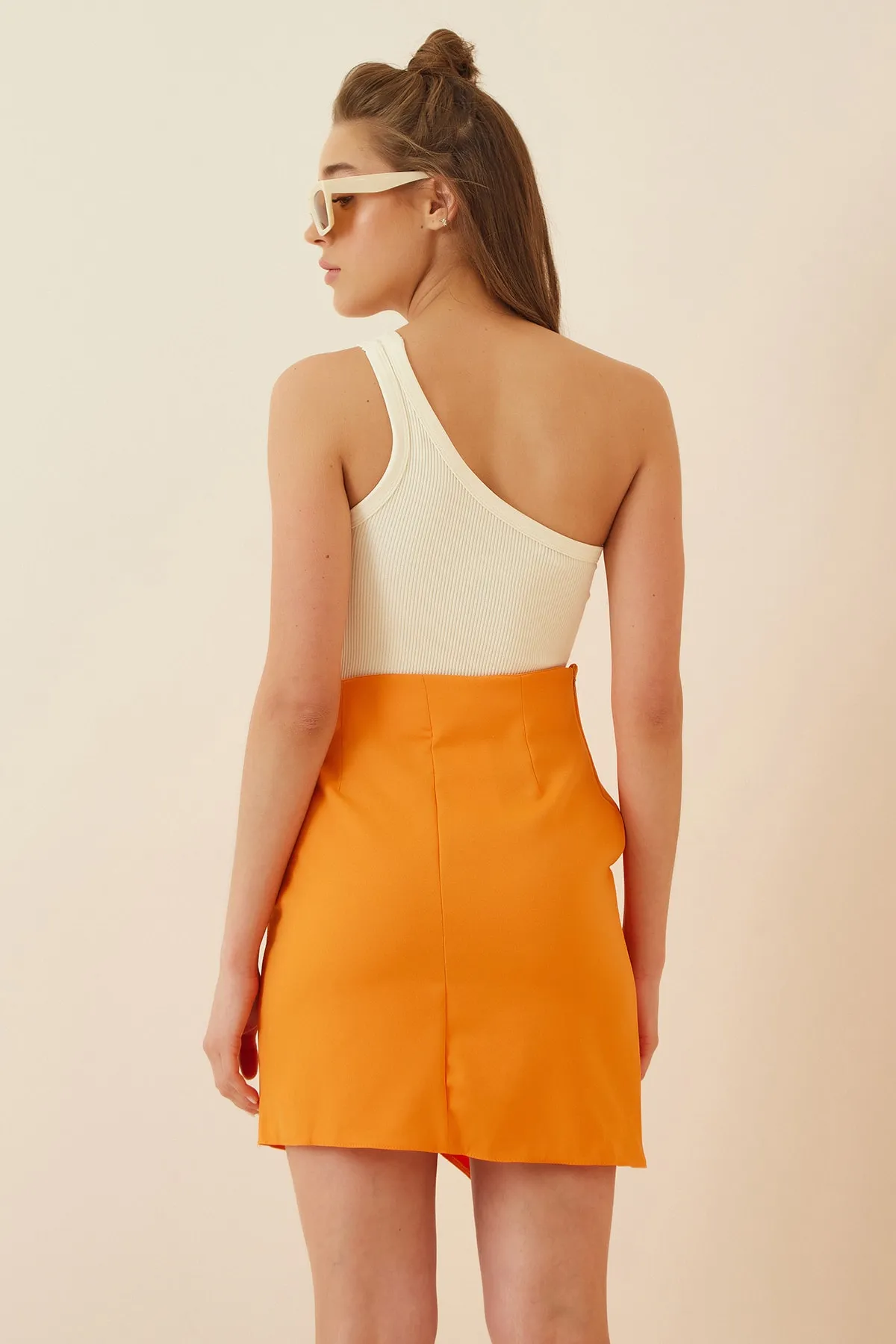 Happiness İstanbul  Orangefarbener drapierter gewebter Minirock für Damen JH00043
