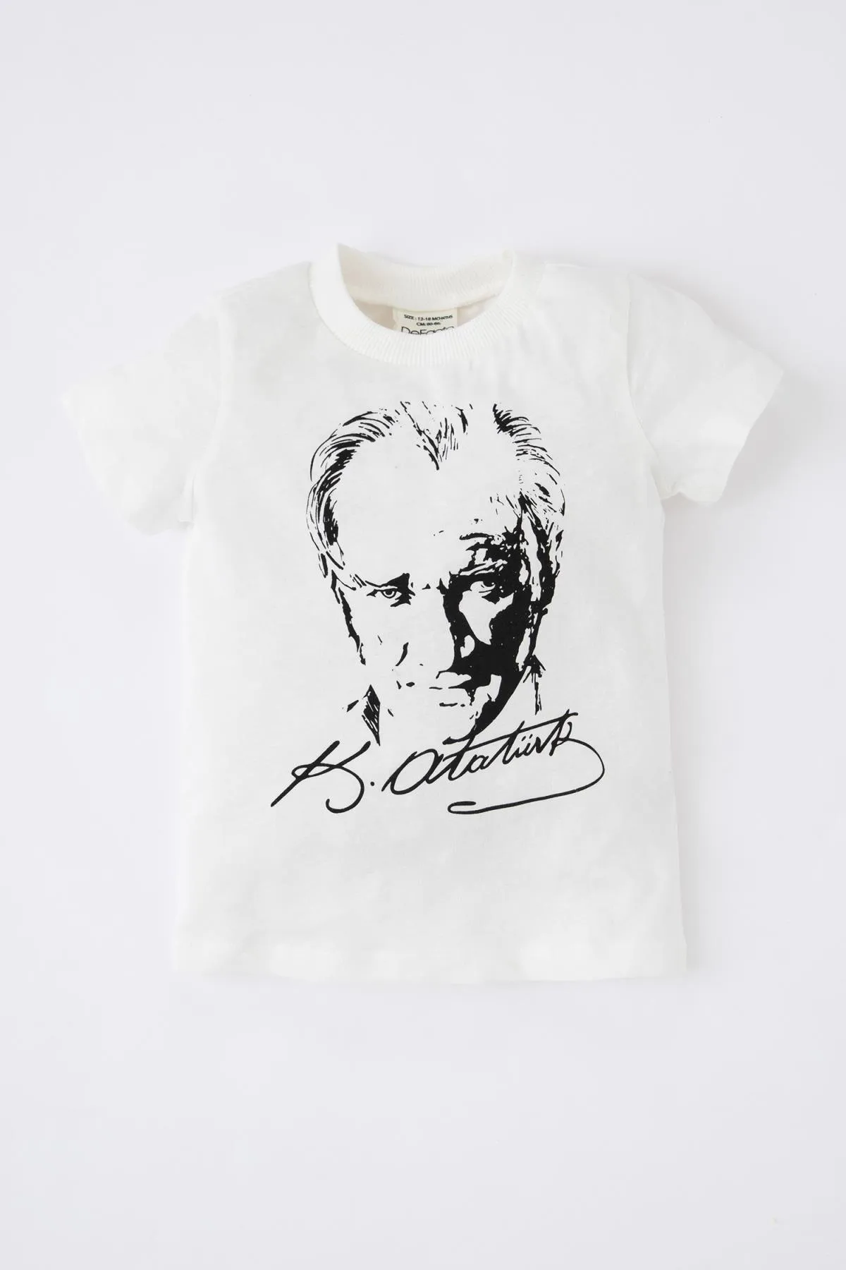 DeFacto  Kurzarm-T-Shirt mit Atatürk-Aufdruck für Babys, Mädchen Z5004a223sm