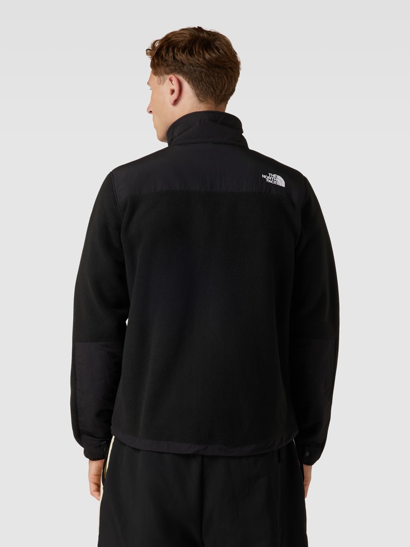 Fleecejacke mit Brusttaschen Modell 'DENALI' in schwarz