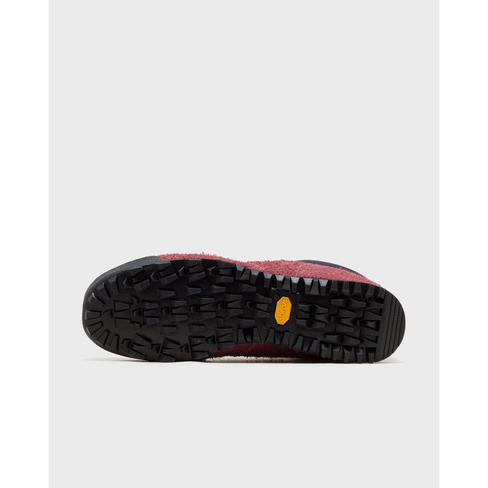 New Balance Rainier Low UALGSPB / rot