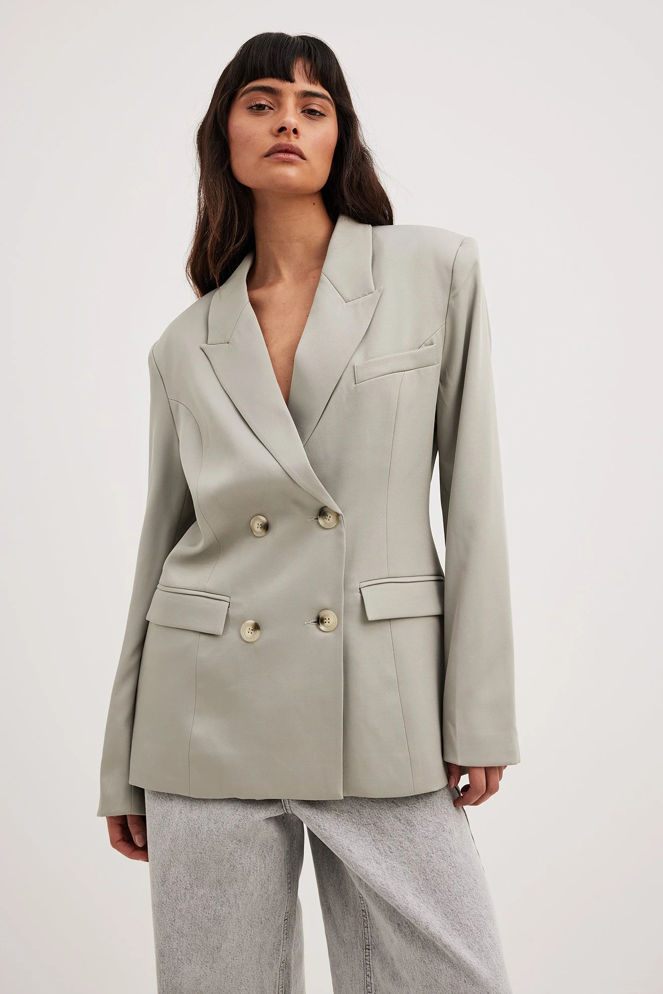 Taillierter, zweireihiger Blazer