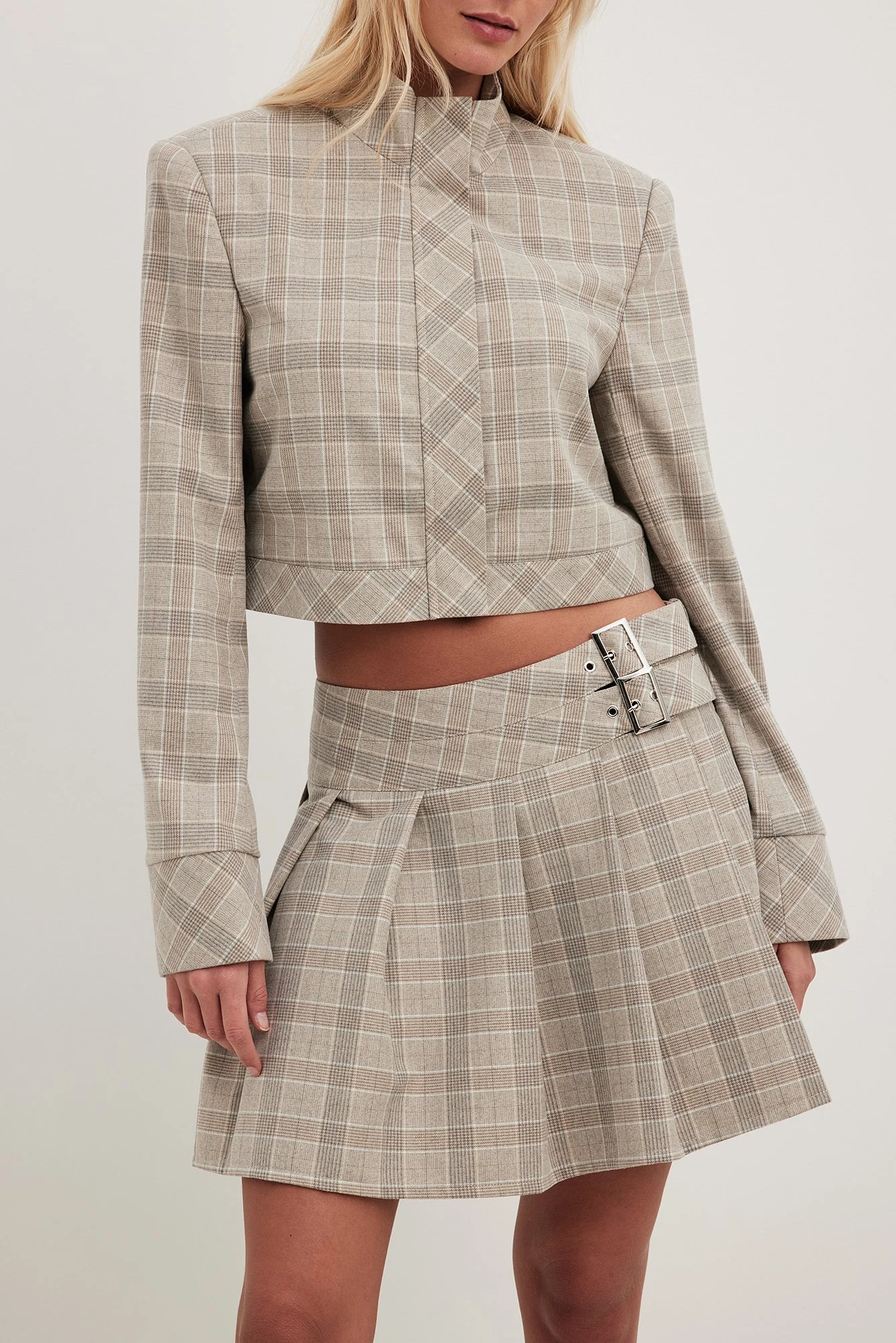 Dünne cropped Jacke mit Karomuster