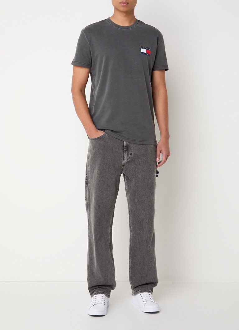 Koszulka Tommy Hilfiger z logo i nadrukiem na plecach.
