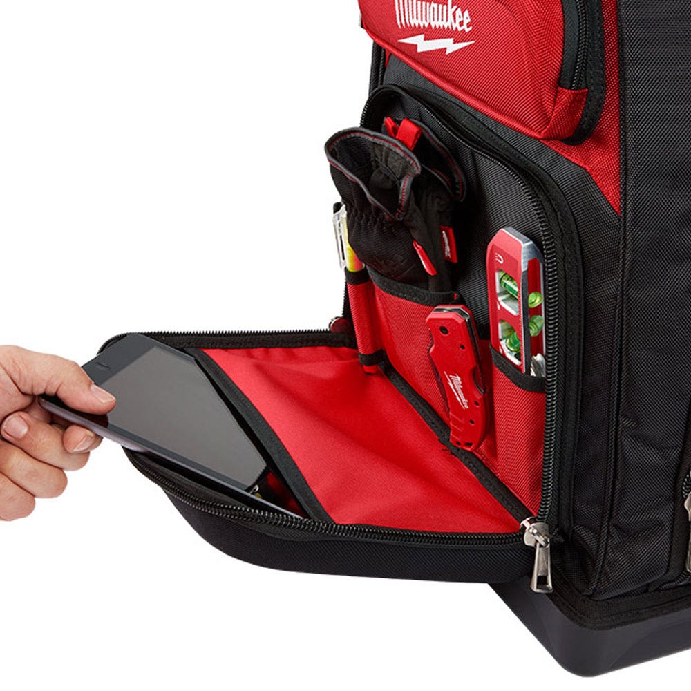 MILWAUKEE Ultimate Jobsite Backpack 48228201