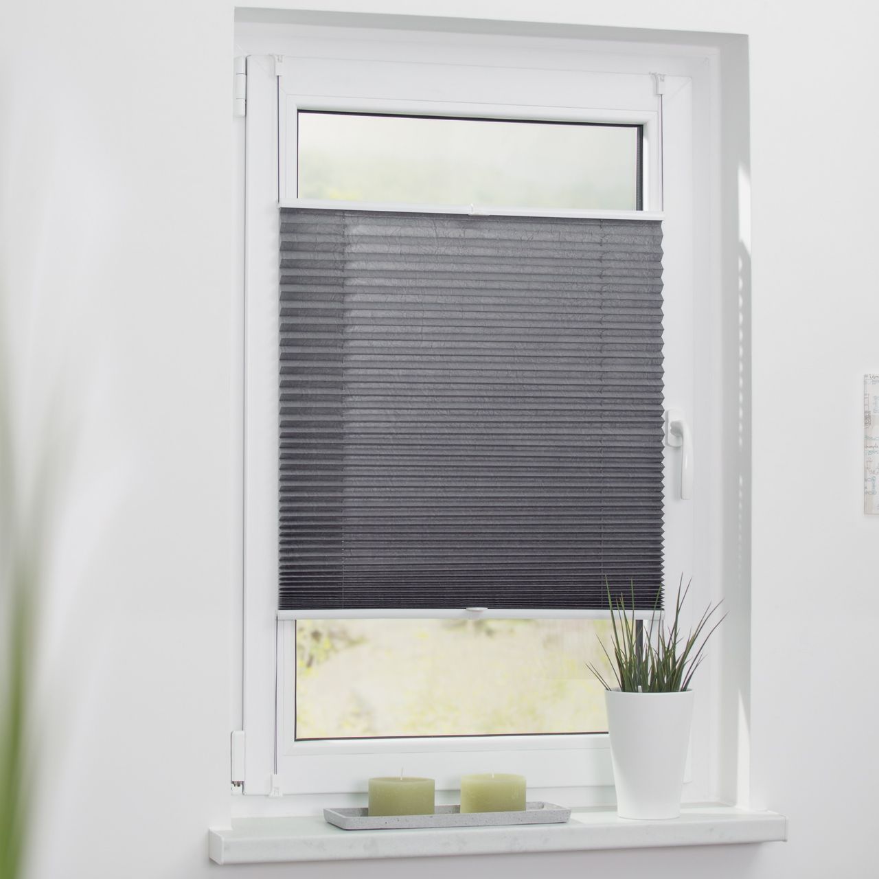 Lichtblick Plissee Klemmfix, ohne Bohren, verspannt - Grau, 70 cm x 130 cm (B x L)