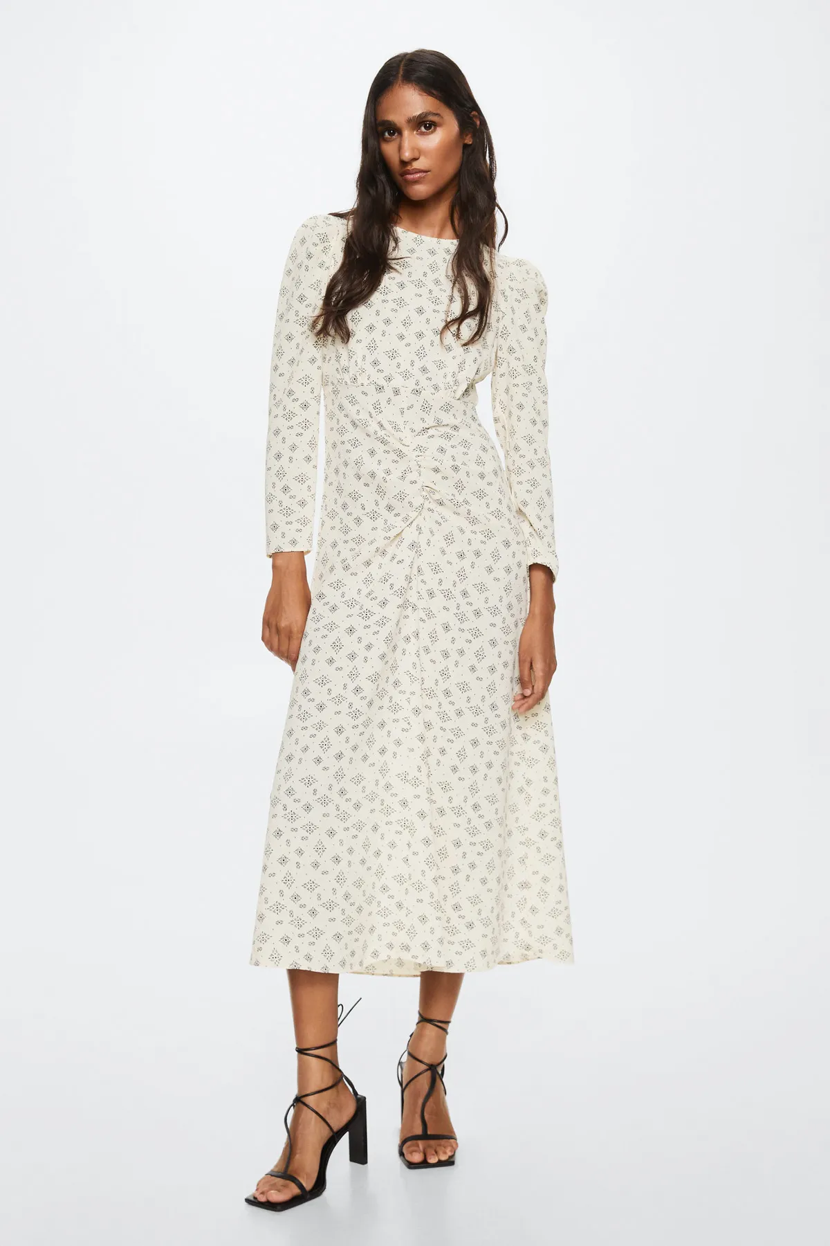MANGO  37015936 Kleider und Overalls Off White