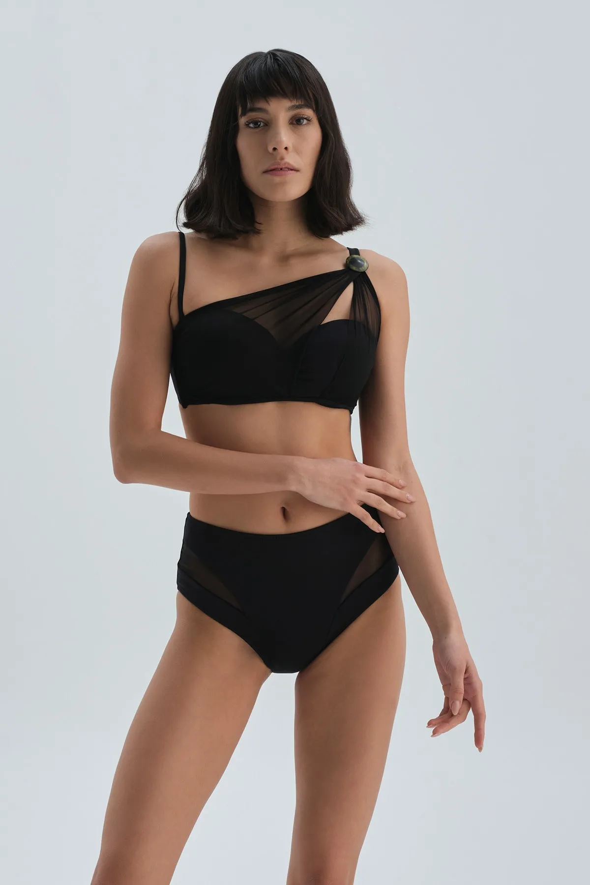 Dagi  Schwarze Bikinihose mit hoher Taille
