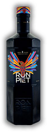 Ron Piet 3 Years 0,7 Liter Ron Piet 3 Years 0,7 Liter In feinsten Bourbon-Fässern gereift. Alter 3 J. - 0,7	 Liter - Vol 37,5%