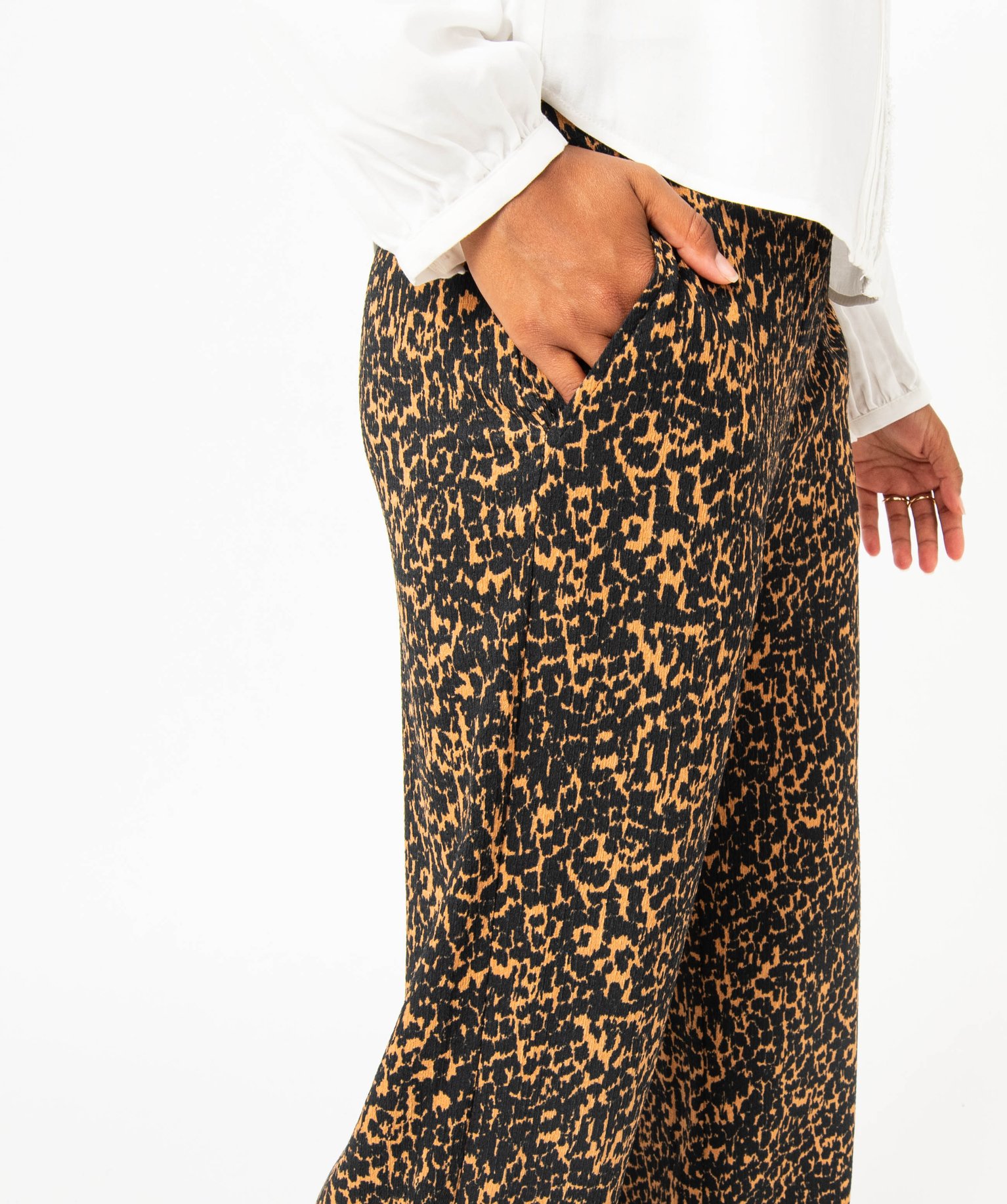 Pantalon large imprimé en maille texturée femme imprime | GEMO