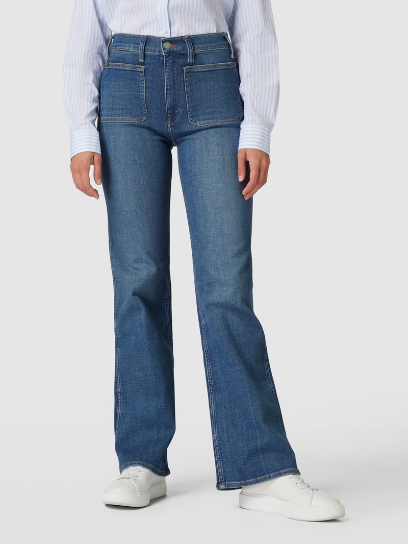 Jeans mit aufgesetzten Taschen in jeans