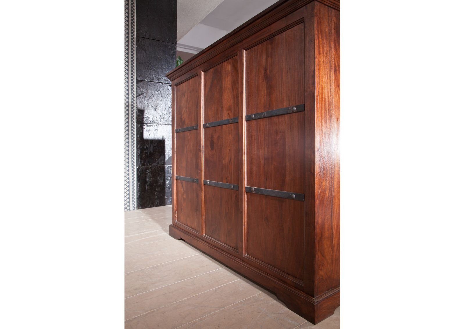Massivmoebel24 Barschrank Bar Akazie 140x66x125 nougat lackiert OXFORD #903