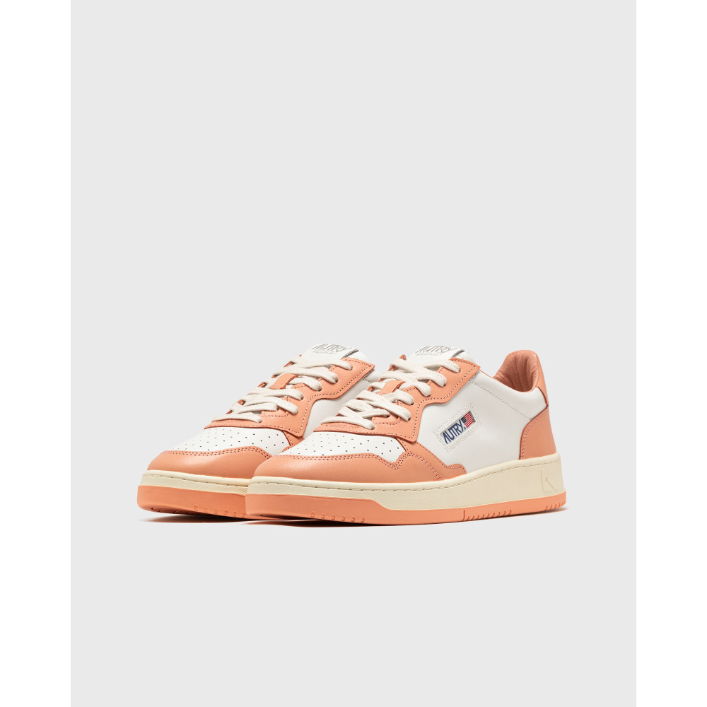Autry Medalist W Low WMNS AULWWB34 / weiss