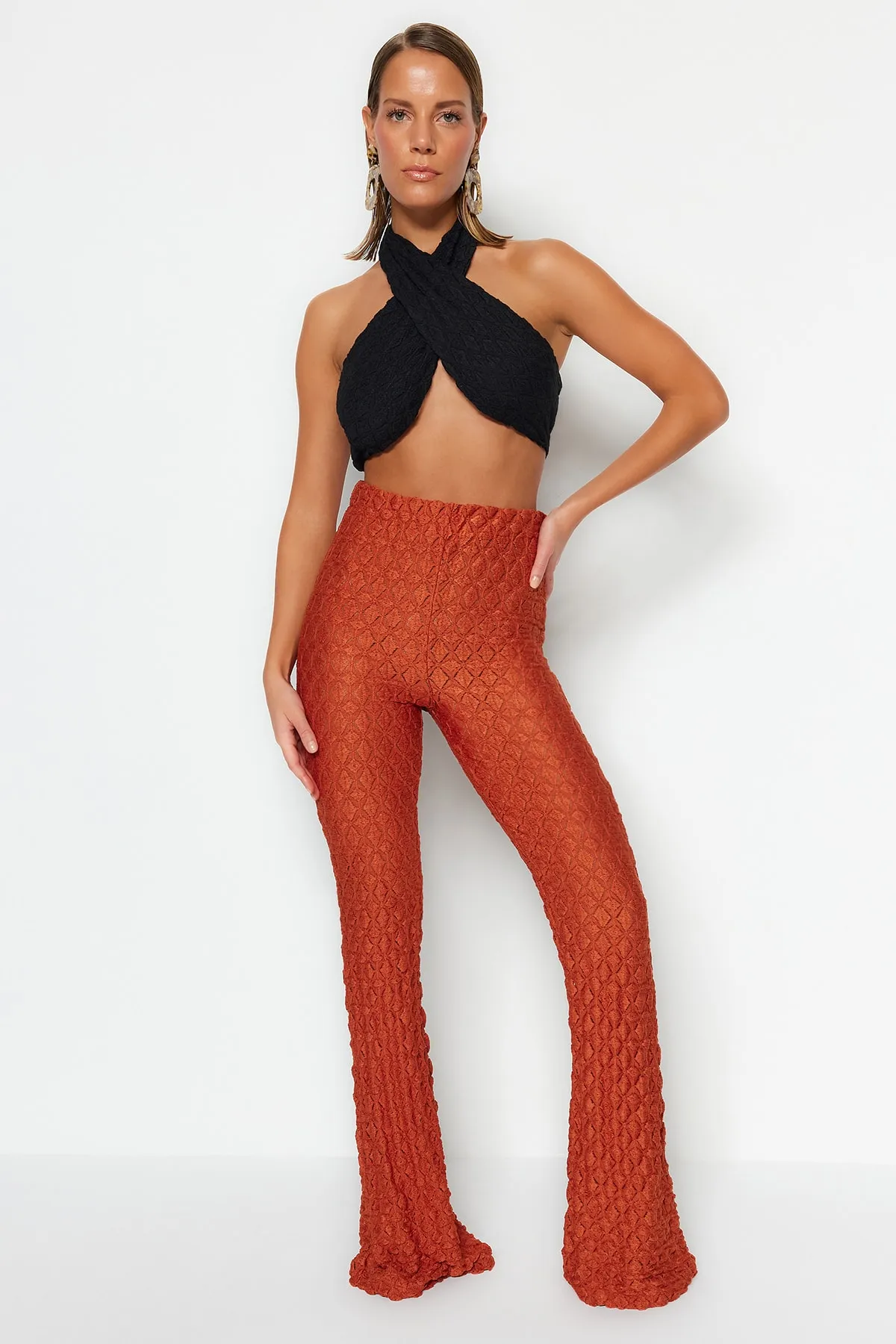 Trendyol Collection  Braune Strickhose TBESS23PL00005