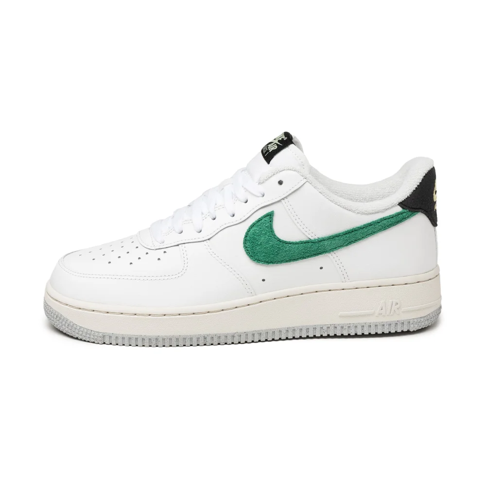 Nike Air Force 1 07 DR8593-100 / weiss