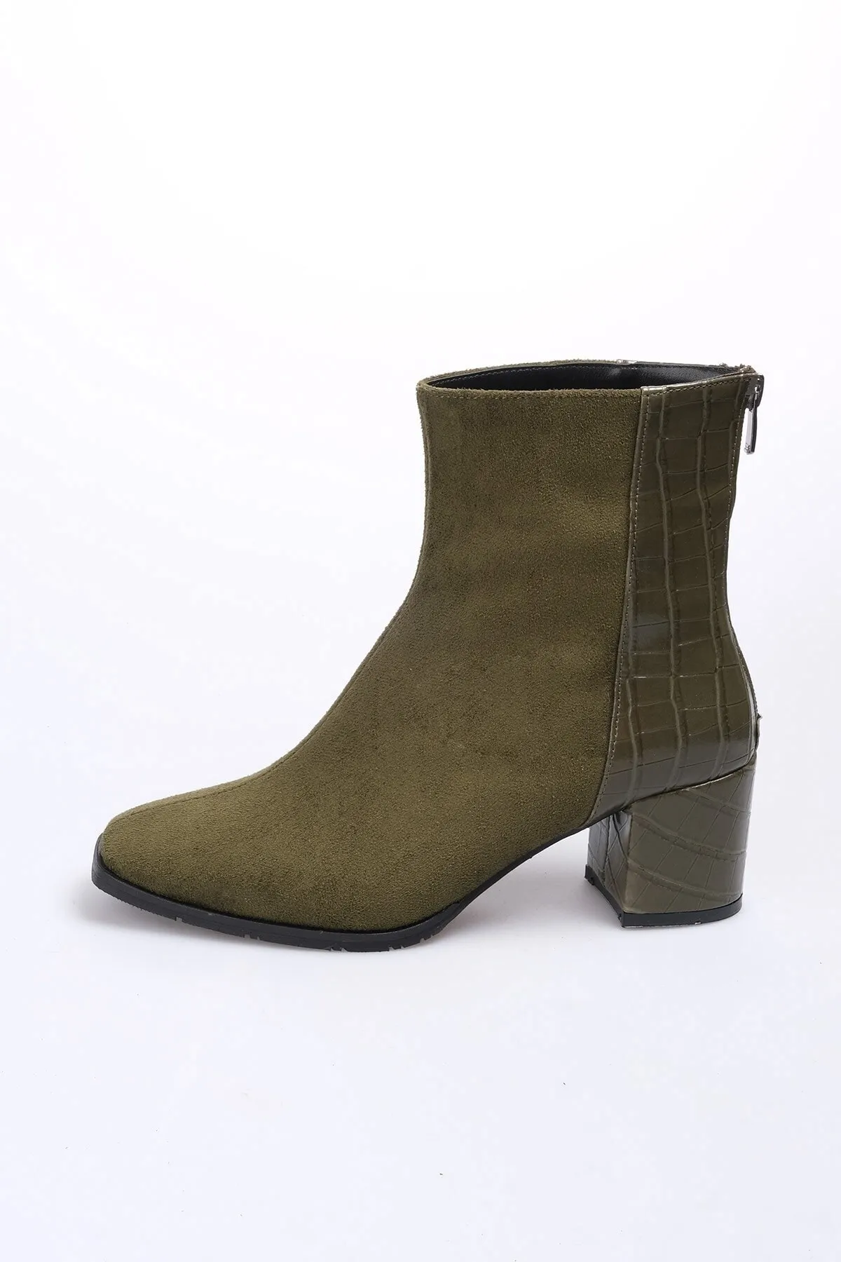 Mio Gusto  Bianca Khakigrüne Farbe Wildleder und Krokodilmuster Kombination Blunt Toe Damen Kurze Absätze
