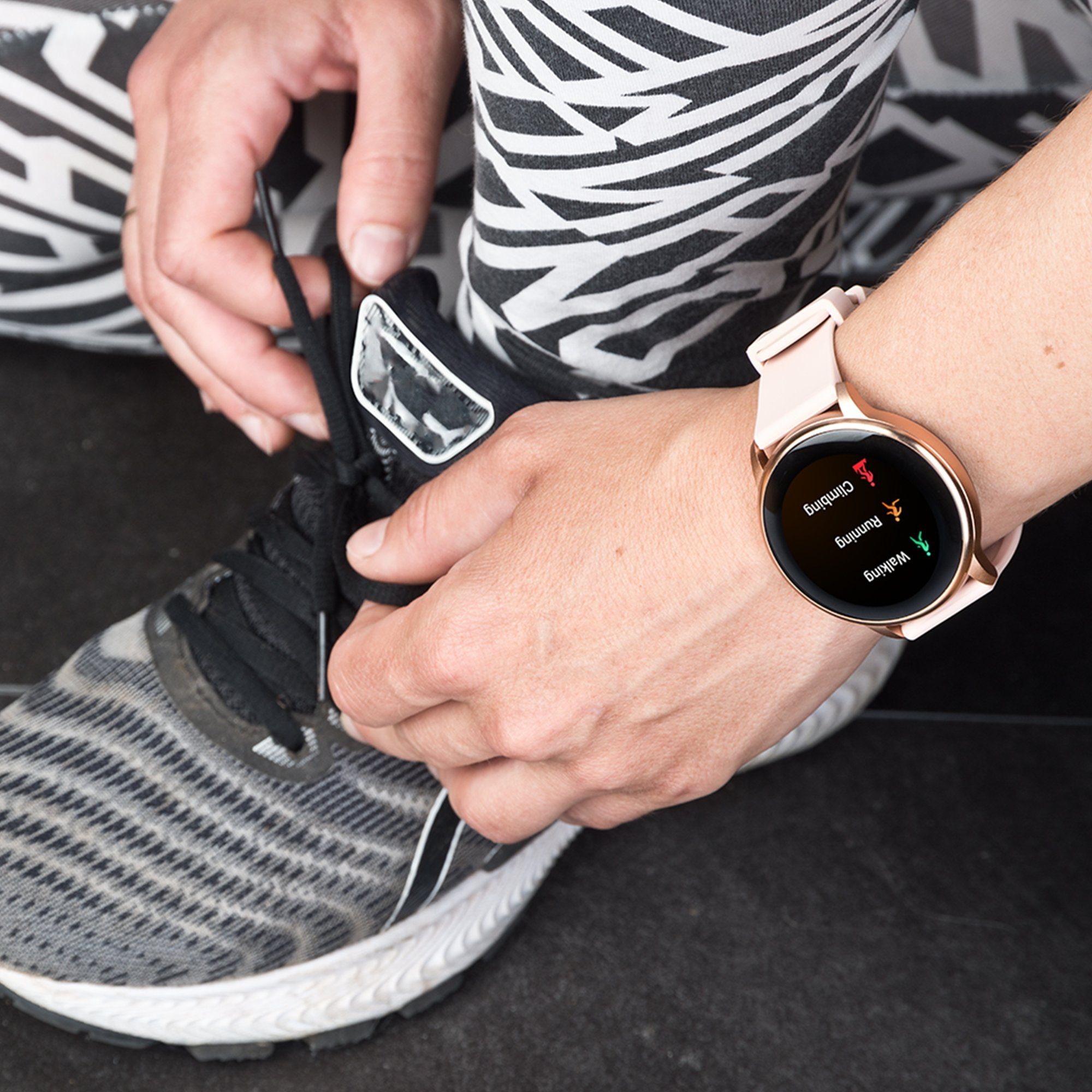 Levowatch F2 Damen Smartwatch (3,3 cm/1,3 Zoll, Android / iOS), Telefonie, Thermometer, inkl. Wechselarmband, Alu-Umrandung, Echtzeit-Puls, Hochauflösend 392dpi, Musiksteuerung, 2x Armbänder
