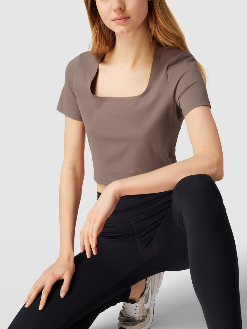 Cropped T-Shirt mit Label-Print in dunkelbraun