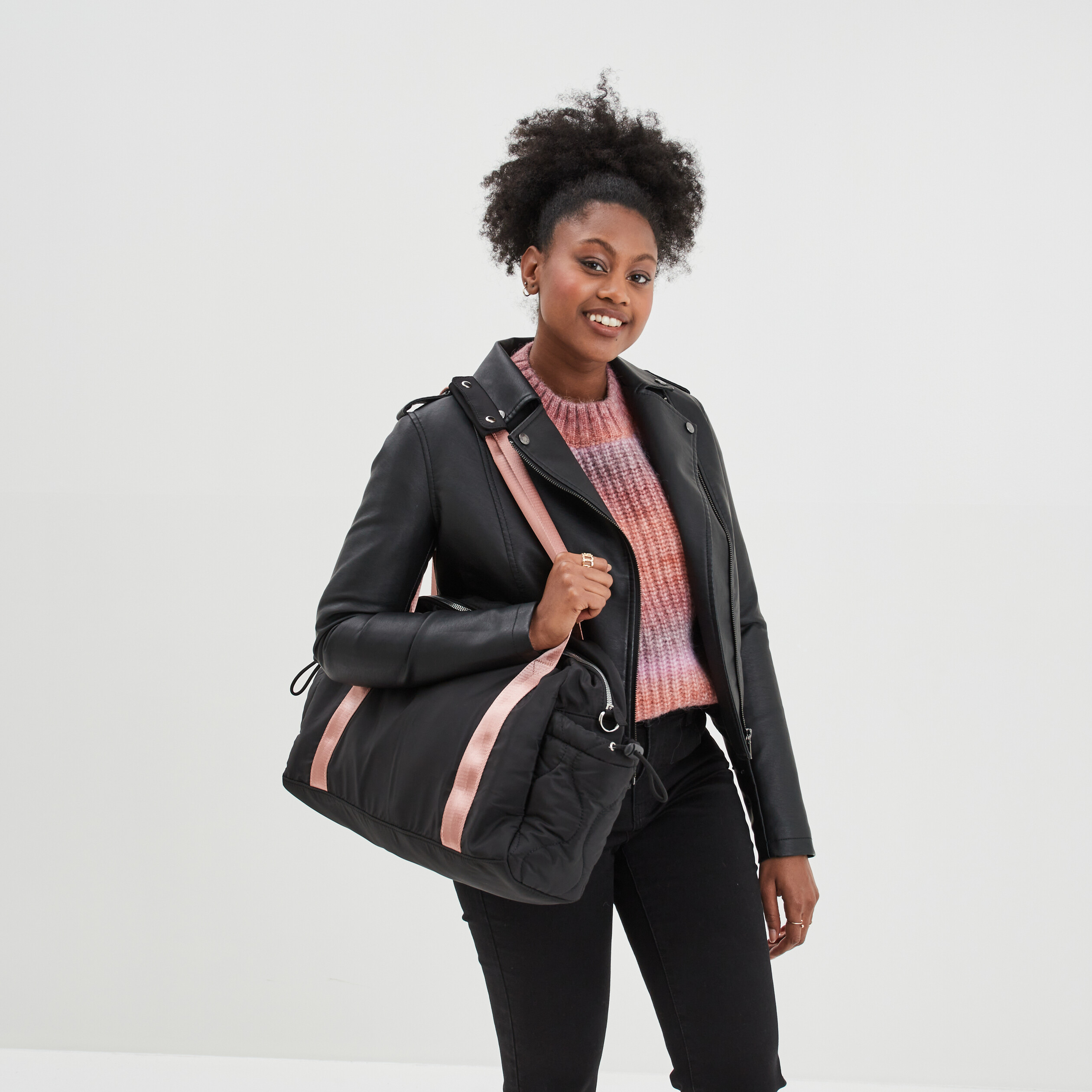 Sac de sport aspect matelassé noir femme | La Halle
