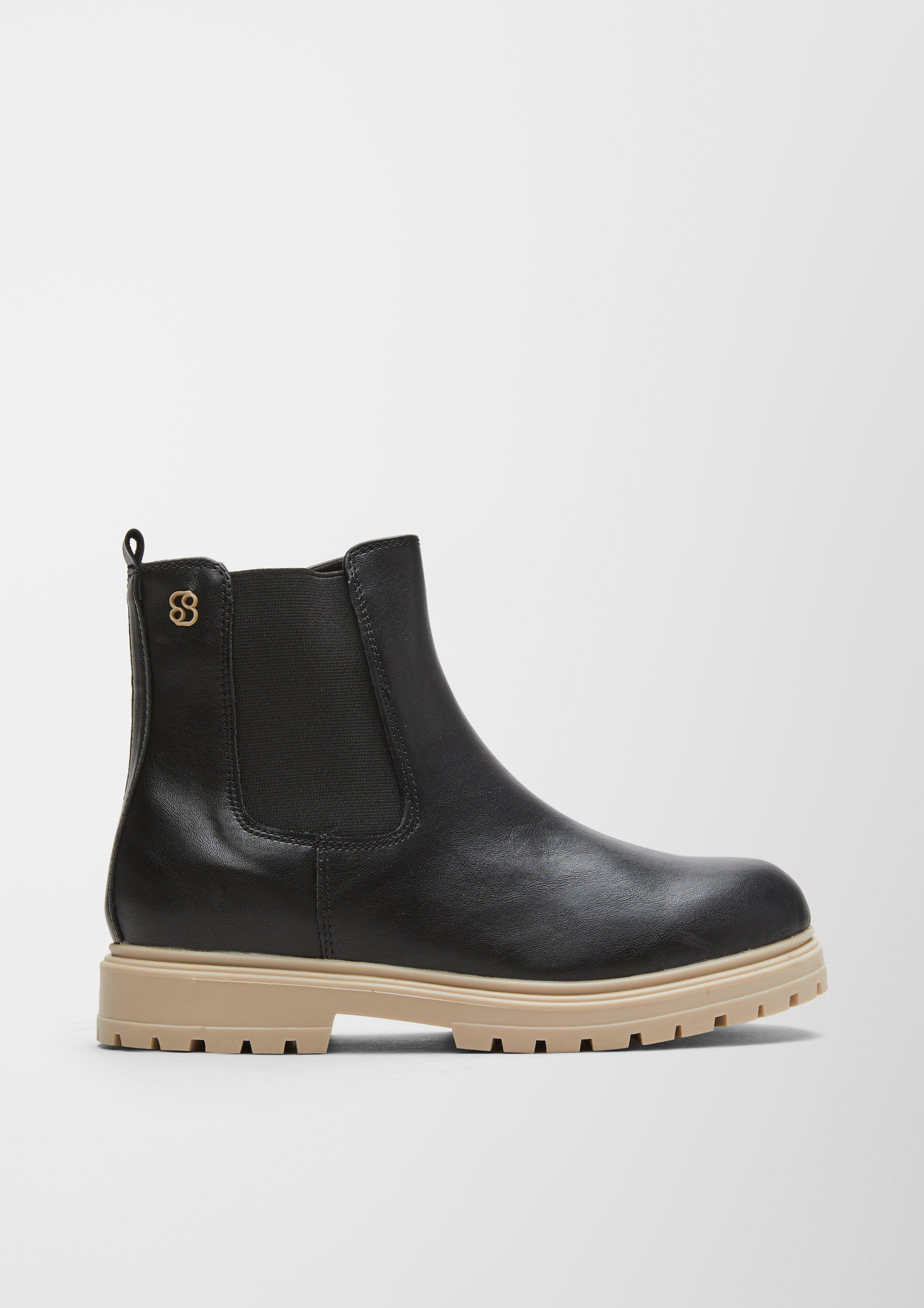 Stiefel mit Kontrast-Details  6006642-048
