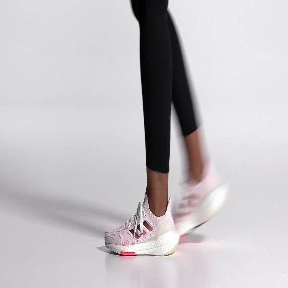 adidas Ultraboost 22 HEAT.RDY GX8057 / weiss