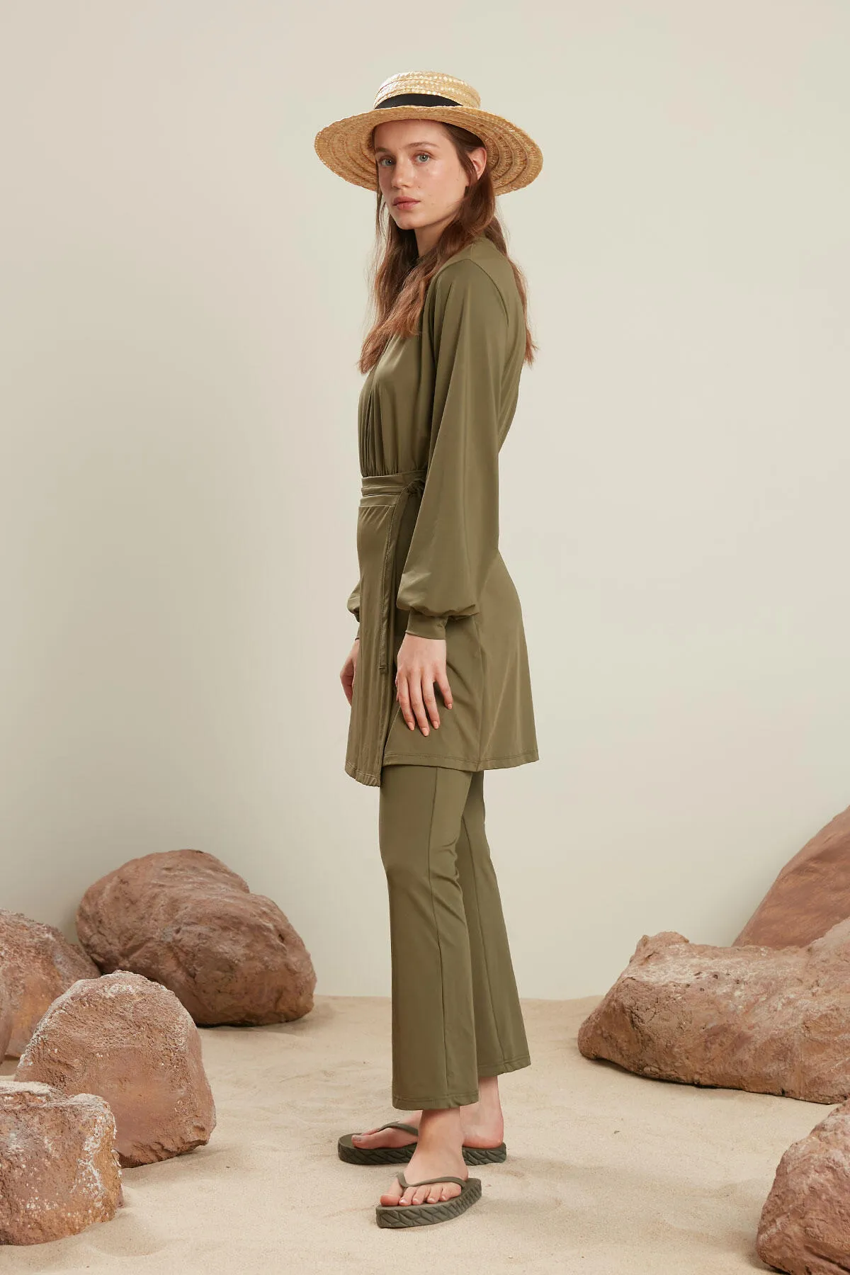 Manuka  HIJAB-BADEHOSE KHAKI
