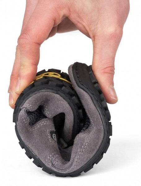 Magical Shoes ~ Explorer 2.0 ~ Rolling Stone